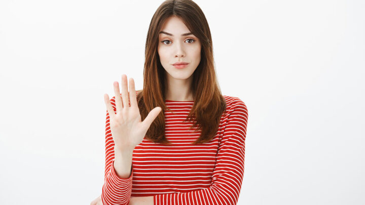 Empresas de Blumenau e região começam a se adequar à lei “Não é Não”