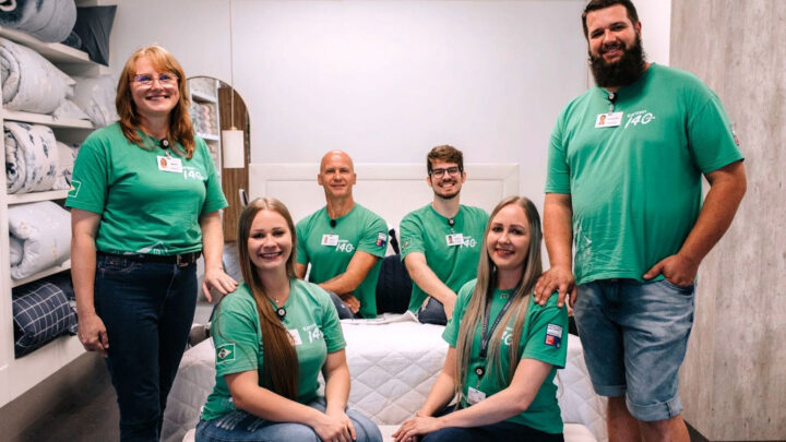 Karsten promove “Dia da Ficha” para cadastrar profissionais em banco de empregos