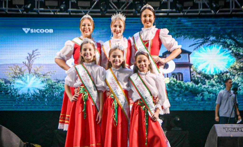 Conheça as Realezas Adultas e Mirins da Festa de Aniversário de Rodeio 2024