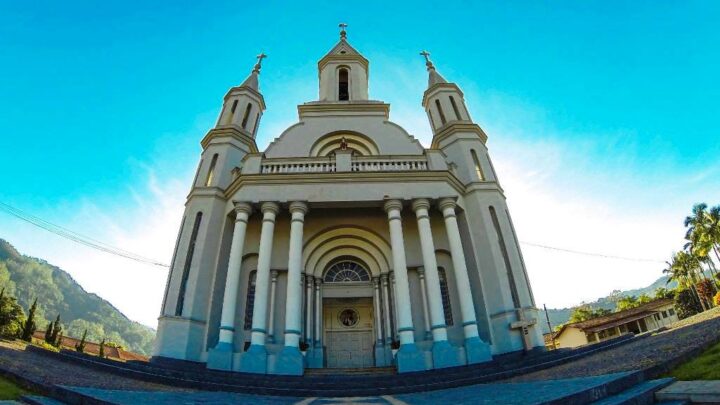 VAMOS CONHECER UM POUCO MAIS DE RODEIO? Bairro Rodeio 50