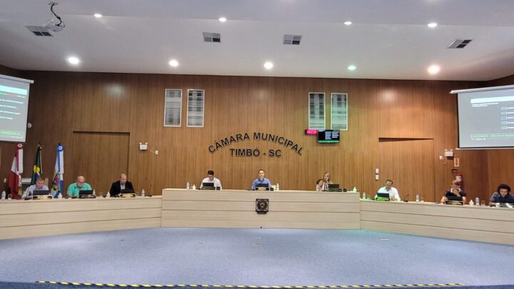 Câmara de Timbó – Vereadores aprovam PLOs e PLC na Sessão Ordinária