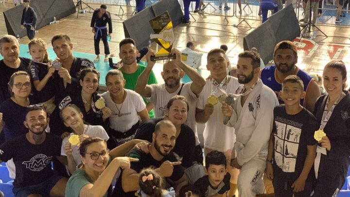 Jiu-Jitsu Timbó garante diversas vitórias para o município no Circuito Catarinense Mormaii 2024