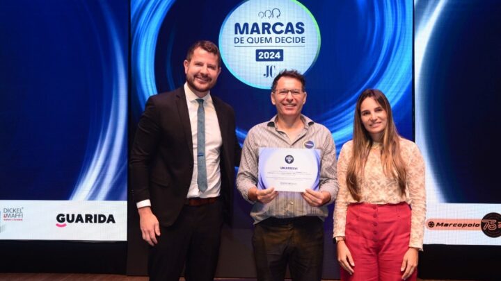 UNIASSELVI é a instituição EAD mais lembrada no prêmio Marcas de Quem Decide