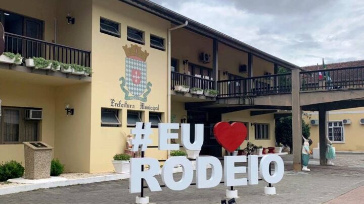 Município de Rodeio estabelece parceria estratégica para a transformação tecnológica na gestão da Assistência Social