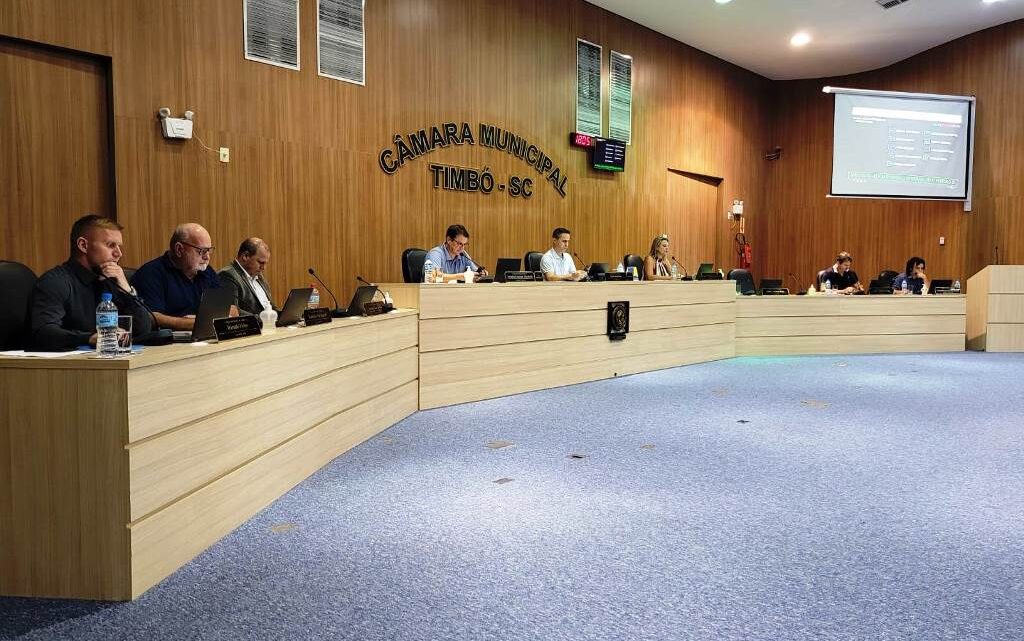 Câmara de Timbó – Vereadores se reúnem para Sessão Ordinária no Plenário Walter Butzke
