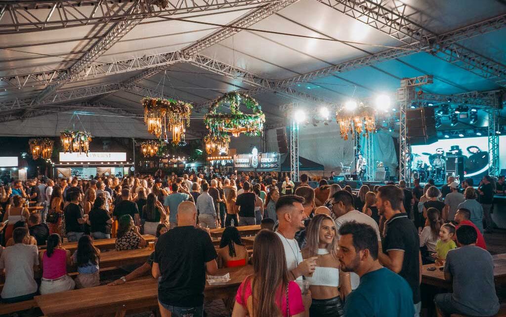 Público surpreende na primeira noite do Festival das Cervejarias de Timbó