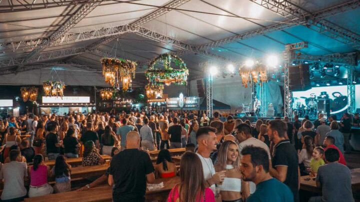 Público surpreende na primeira noite do Festival das Cervejarias de Timbó