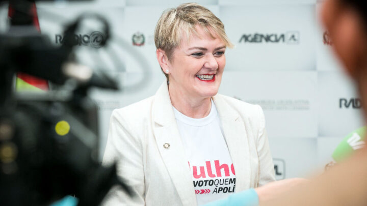 Greve do magistério: conheça os principais motivos para a paralisação dos profissionais da educação em Santa Catarina