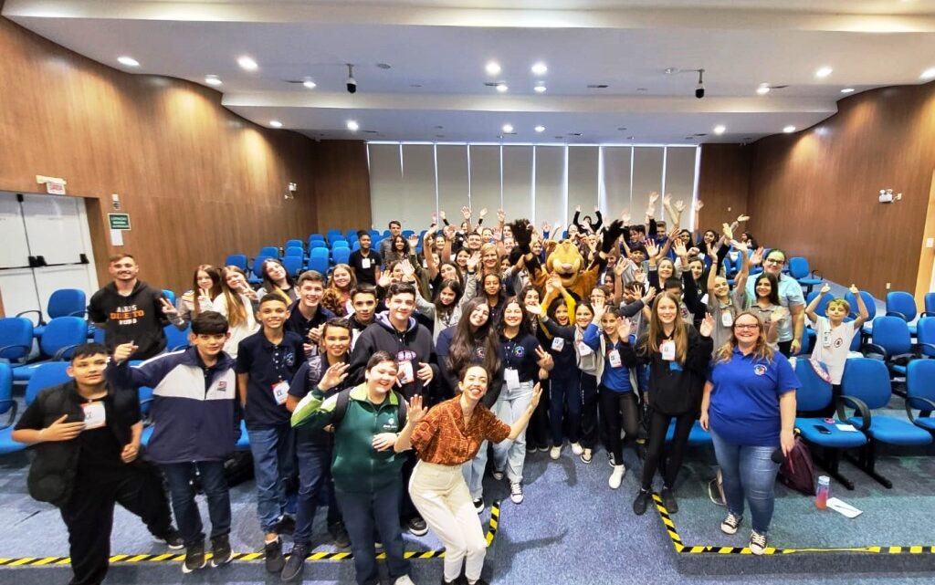 Câmara Municipal de Timbó Sedia Importante Conferência Regional de Vereadores Mirins Câmara Municipal de Timbó Sedia Importante Conferência Regional de Vereadores Mirins