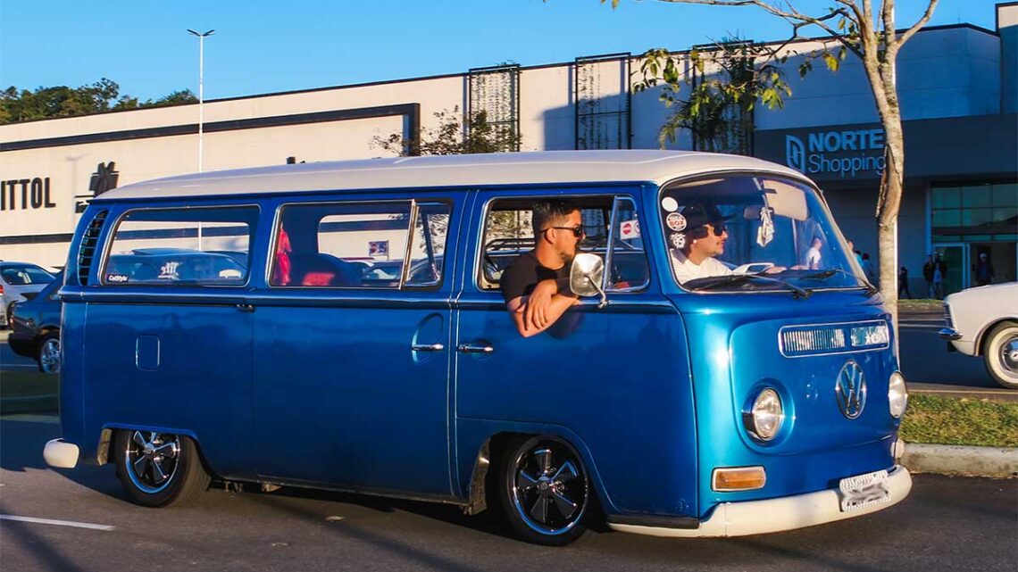Norte Shopping comemora Dia dos Pais com exposição de carros clássicos e esquenta para Oktoberfest Norte Shopping comemora Dia dos Pais com exposição de carros clássicos e esquenta para Oktoberfest