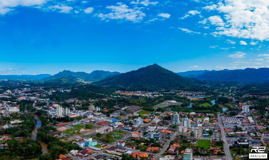 BRDE apoia projeto pioneiro de geração de energia solar em Santa Catarina BRDE apoia projeto pioneiro de geração de energia solar em Santa Catarina