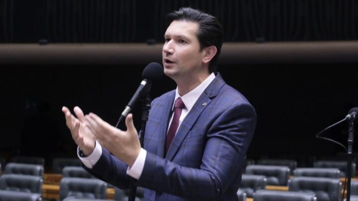 Câmara aprova projeto que prevê castração química para pedófilos