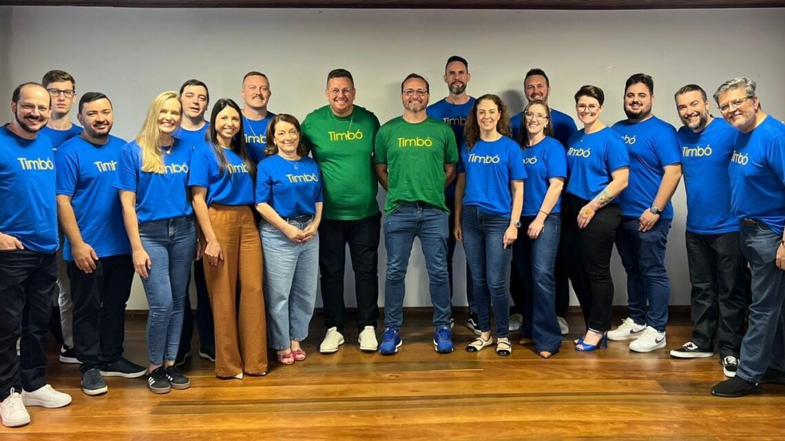 Nova gestão de Timbó: Buzzi e Bonatti iniciam trabalhos com reunião do colegiado Nova gestão de Timbó: Buzzi e Bonatti iniciam trabalhos com reunião do colegiado