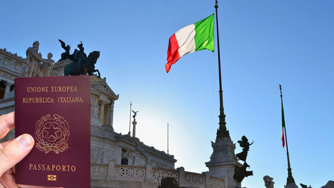 Passo a Passo: Como Obter Seu Passaporte Italiano Após o Reconhecimento da Cidadania Passo a Passo: Como Obter Seu Passaporte Italiano Após o Reconhecimento da Cidadania