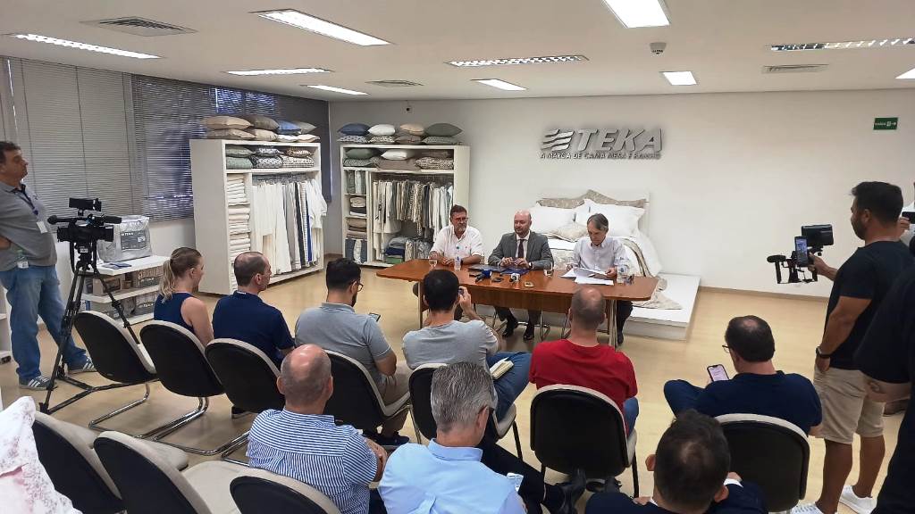 Decretada a falência da Teka em continuidade das atividades Decretada a falência da Teka em continuidade das atividades