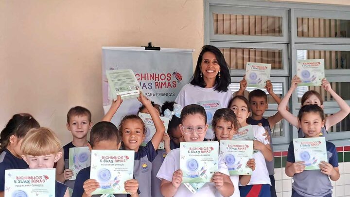 Leitura e inclusão: Projeto distribui livros em Rodeio