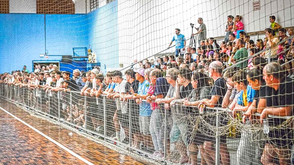 Timbó Futsal confirma elenco para estreia na categoria Sub-16 do estadual em 2025 Timbó Futsal confirma elenco para estreia na categoria Sub-16 do estadual em 2025