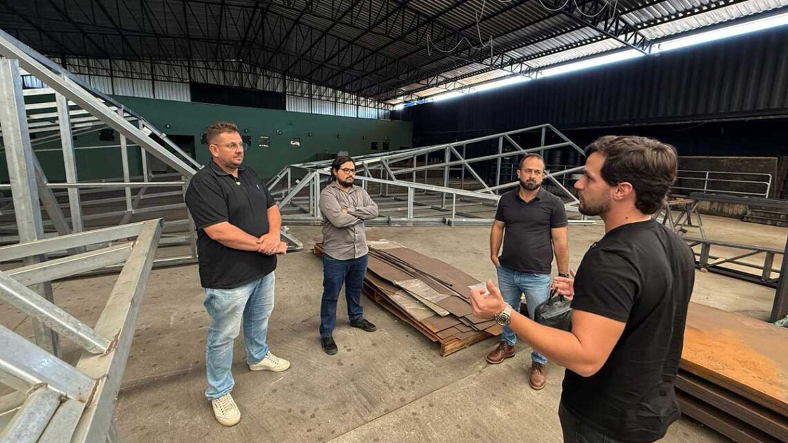 Prefeitura de Timbó acompanha situação da estrutura do Portal Turístico Prefeitura de Timbó acompanha situação da estrutura do Portal Turístico