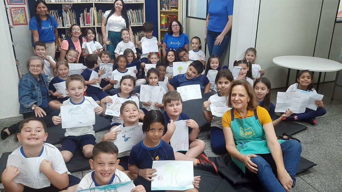 Biblioteca Pública de Timbó retoma projeto de contação de histórias para escolas