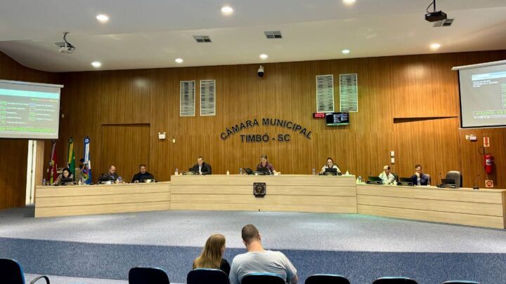 Câmara de Timbó: Destaques da Sessão de 13 de Maio