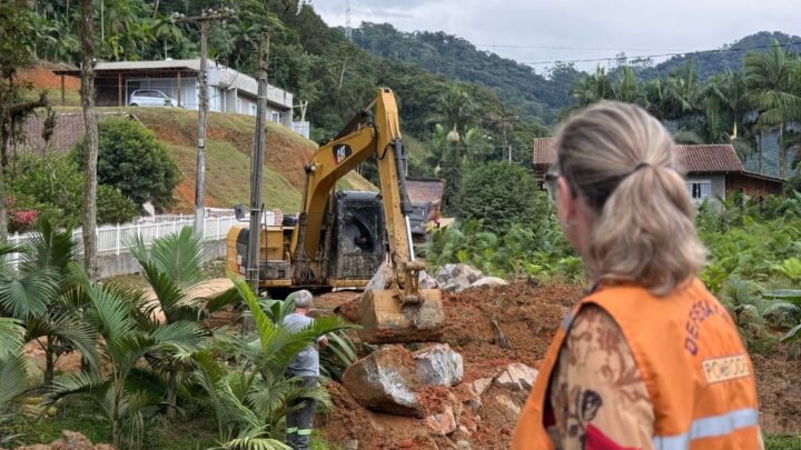 Defesa Civil de Pomerode realiza obras preventivas para reduzir riscos de alagamentos