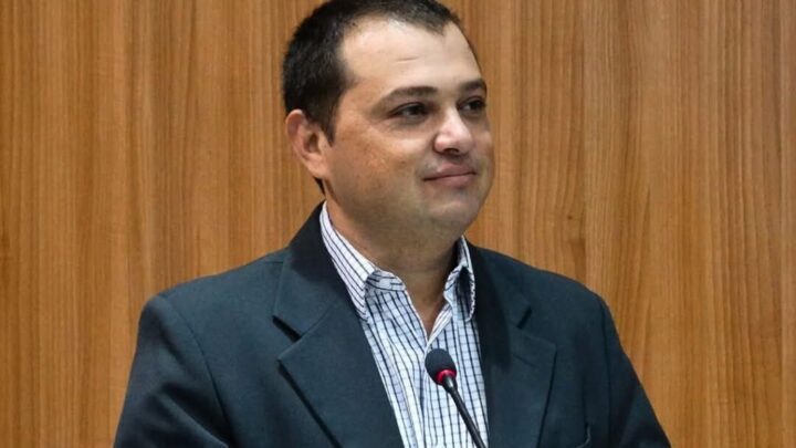 Vereador não é Profissão: Ex-Vice-Prefeito de Timbó critica tentativa de transformar mandato em carreira