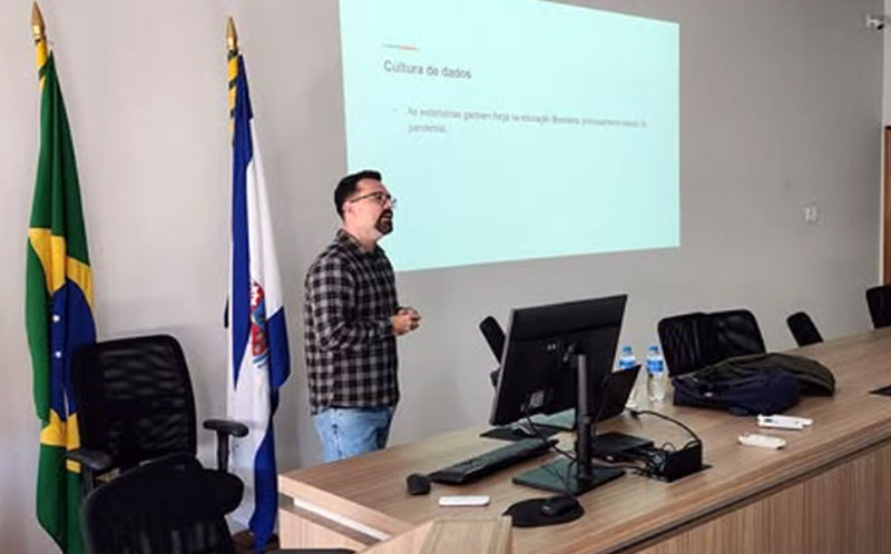 Consultoria especializada quer revolucionar a Gestão Educacional nos Municípios Brasileiros Consultoria especializada quer revolucionar a Gestão Educacional nos Municípios Brasileiros