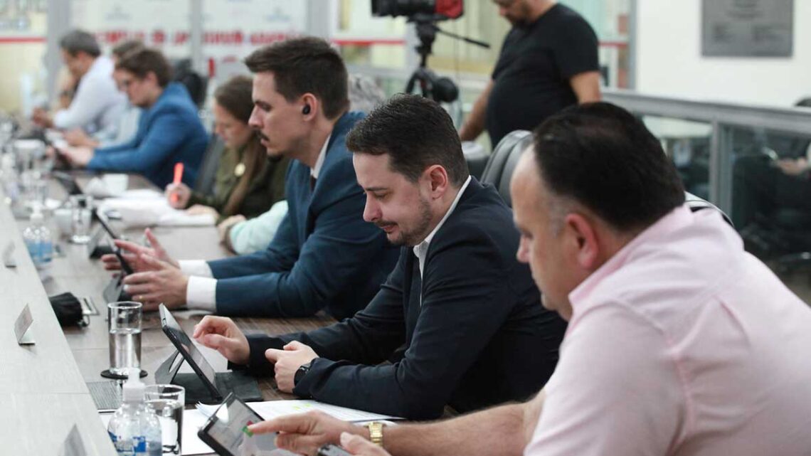 Câmara de Blumenau aprova projetos voltados à população LGBTQIA e modernização de incentivos fiscais