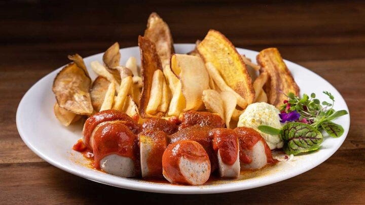 Onze pratos do Festival Gastronômico de Pomerode podem levar um visitante a Fortaleza (CE)