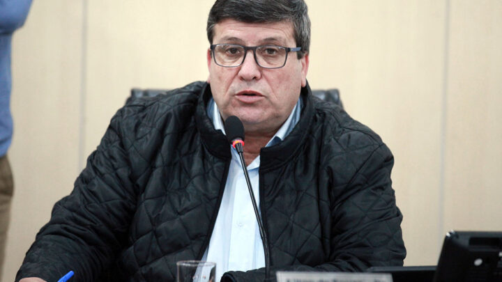 Moradia: vereador Ito promulga lei que amplia a Regularização Fundiária Urbana em Blumenau