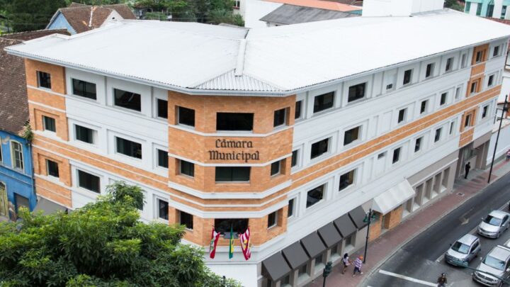 Câmara de Blumenau confirma pagamento integral do duodécimo pela Prefeitura