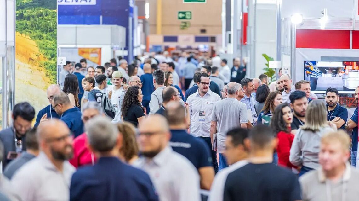 Iniciada a montagem da Metalurgia 2025 que será realizada na próxima semana em Joinville