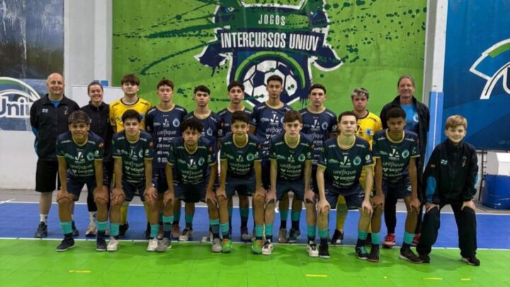 Timbó Futsal Sub-16 fica entre os quatro melhores times no regional da OLESC