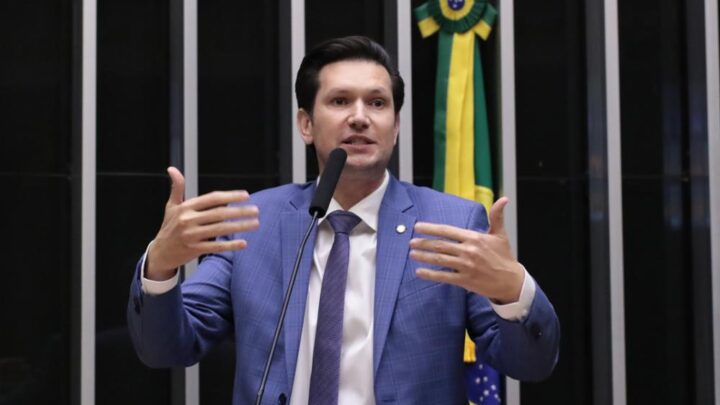 Deputado Gilson Marques apresenta PEC para eliminar impostos sobre medicamentos e insumos de saúde