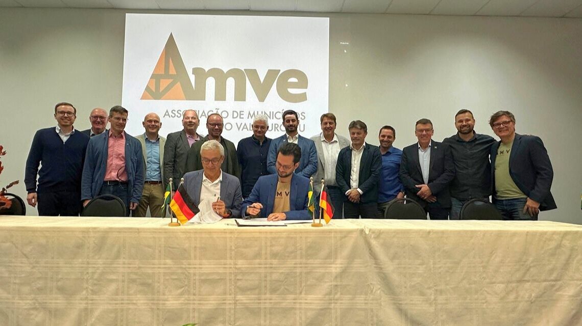 Amve assina protocolo para se tornar escritório de representação institucional do Distrito de Karlsruhe no Brasil