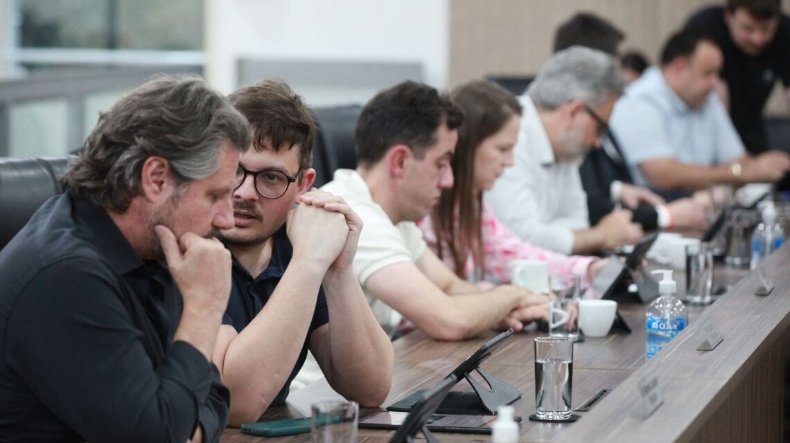 Câmara de Blumenau aprova criação do Programa SAMU Mirim em Blumenau