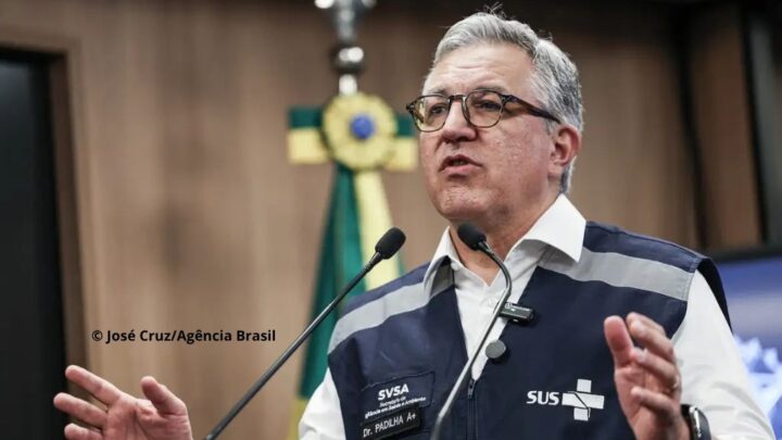 Casos suspeitos de intoxicação devem aumentar no país, diz ministro