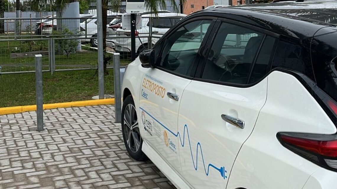 Celesc instala novo eletroposto em Rio do Sul e amplia rede de mobilidade elétrica no Alto Vale