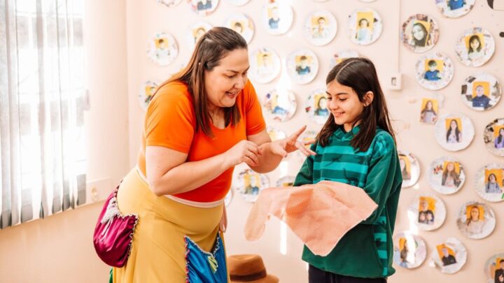 Circulação de contação de histórias da artista Gilmara Goulart chega a Blumenau neste domingo (12)