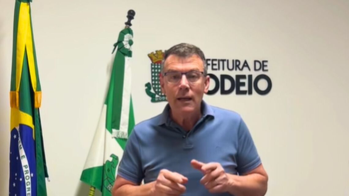 Prefeito de Rodeio, Nei Paulo Venturi, publica nota sobre bilhete afixado na Secretaria de Saúde Prefeito de Rodeio, Nei Paulo Venturi, publica nota sobre bilhete afixado na Secretaria de Saúde
