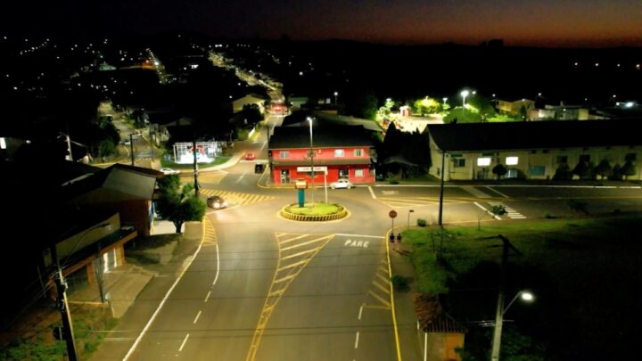 Celesc destina R$ 15 milhões a projetos de eficiência energética e lança Chamada Pública 2025