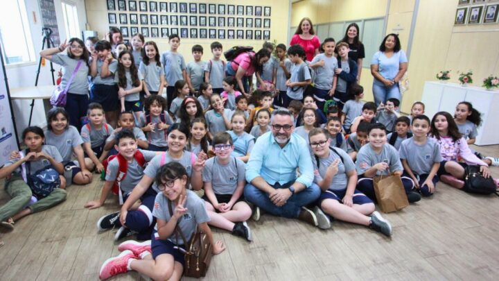 Câmara de Blumenau aprova Programa Escola Cidadã proposto por alunos da rede municipal