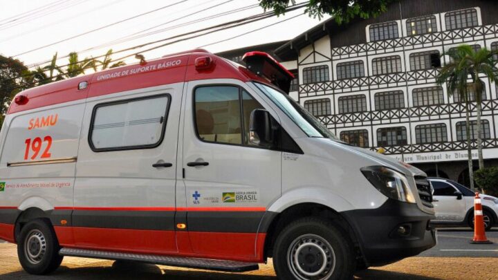 Câmara debate com Secretaria de Saúde e servidores proposta de terceirização do SAMU em Blumenau