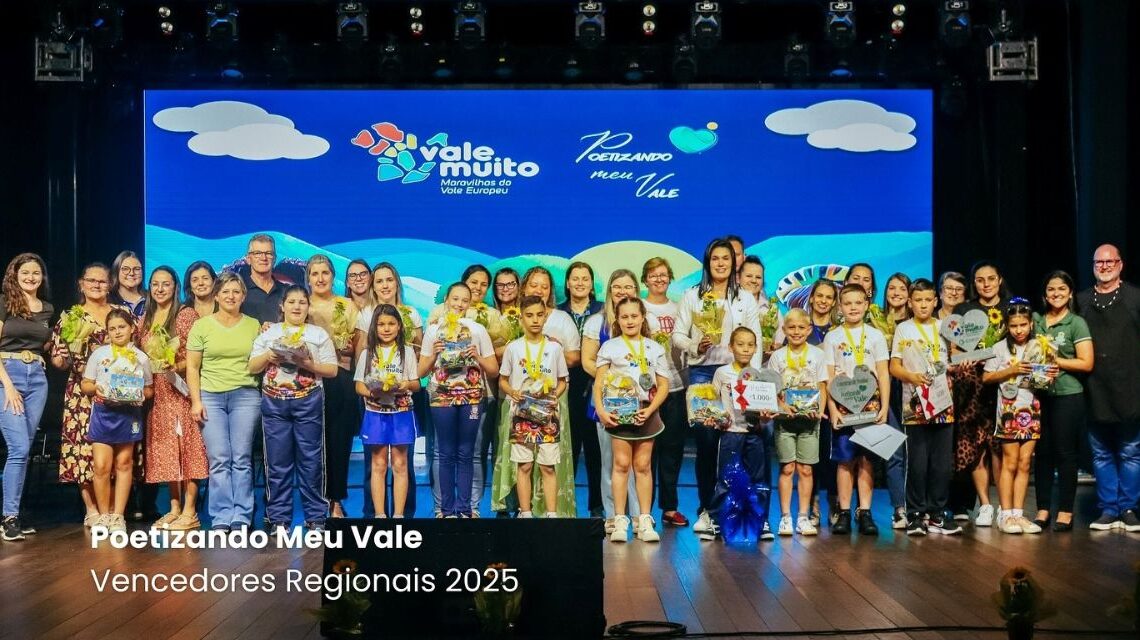 Estudantes do Vale Europeu são premiados no Programa Vale Muito