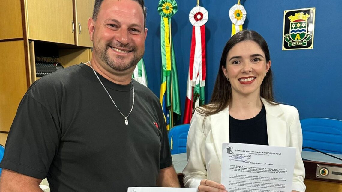 Câmara de APIÚNA aprova Lei que obriga identificação de veículos oficiais
