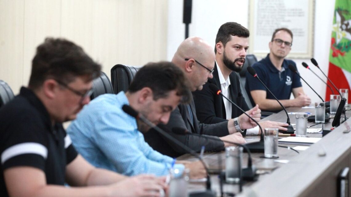 Depoimento à CPI aponta redes de esgoto abandonadas e fora de operação em Blumenau Depoimento à CPI aponta redes de esgoto abandonadas e fora de operação em Blumenau