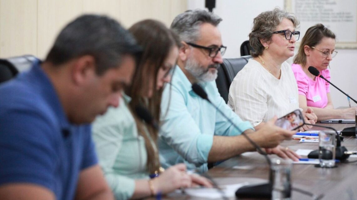 Blumenau: Comissão de Educação e Semed debatem manutenção em educandários