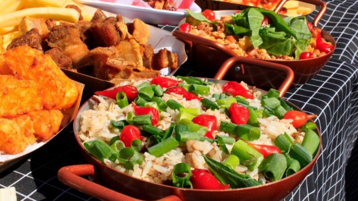 Blumenau recebe mais uma edição do maior festival gastronômico do Brasil, o Torresmofest