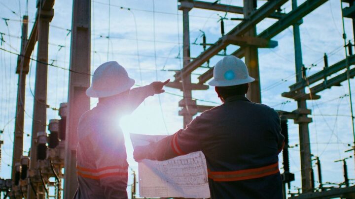 Celesc apresenta projetos de reforço na rede elétrica do Vale do Itajaí em consulta pública em Brusque