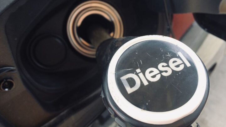 Governo propõe que estados zerem ICMS do diesel importado